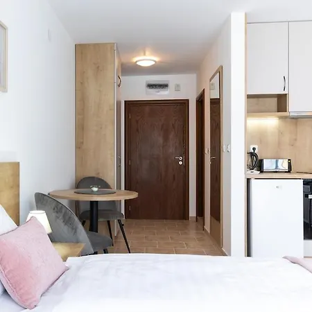 Apartman Pirin Sense Gorgeous - - Free Parking